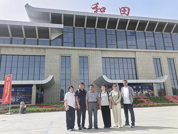 北京地坛医院“小组团援疆”工作启动